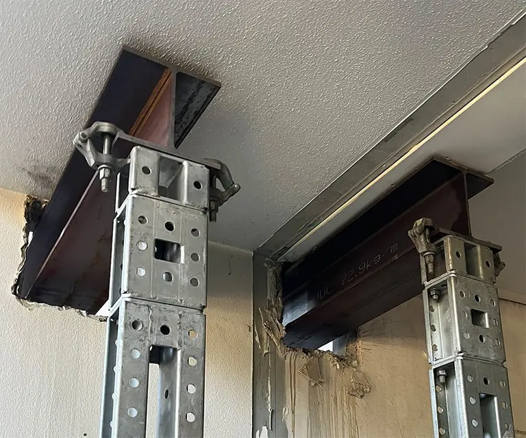 Needle Beams