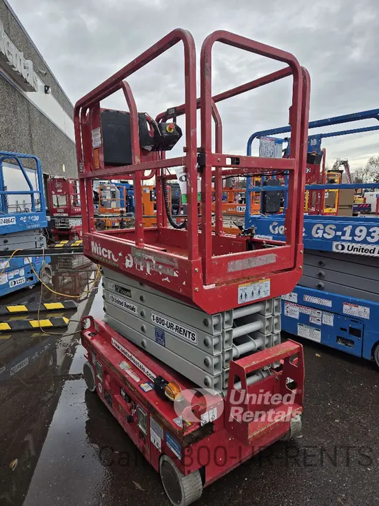 2019 MEC MICRO 19 Scissor Lift