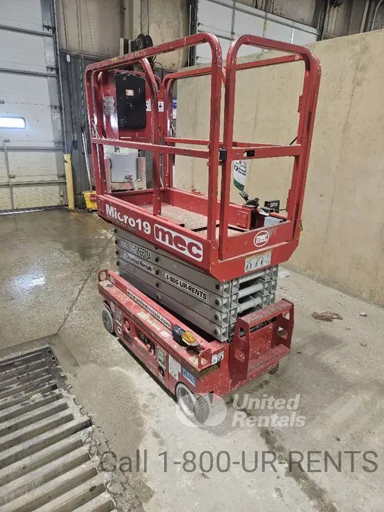 2019 MEC MICRO 19 Scissor Lift