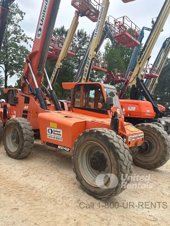 2018 SKYTRAK 8042 Forklift