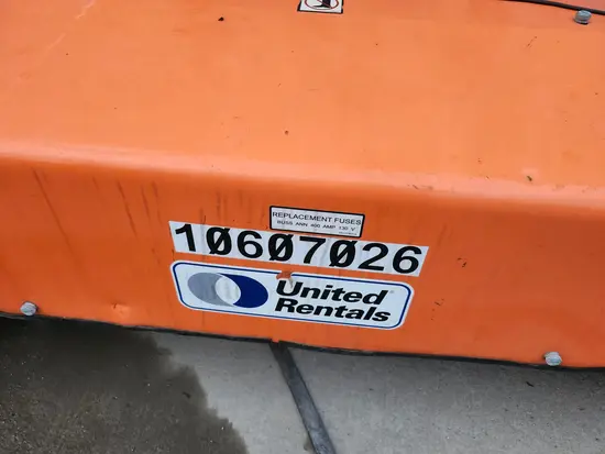 2017 JLG E450AJ Articulating Boom Lift
