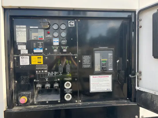 2016 Cummins C300D6R Diesel Generator