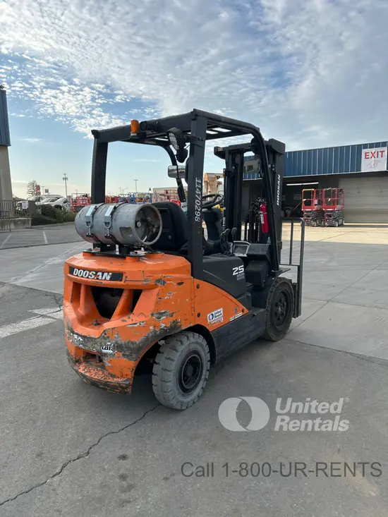 2022 Doosan G25P-7DF Warehouse Forklift