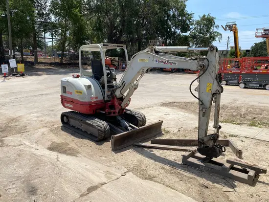 2020 Takeuchi TB240 Mini Excavator