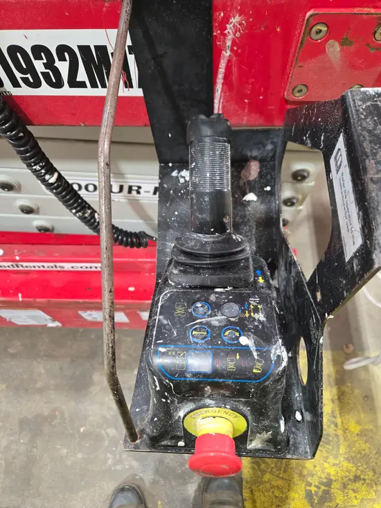 2019 MEC MICRO 19 Scissor Lift