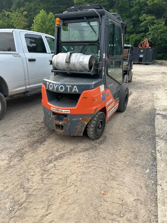 2020 Toyota 8FGU25 Warehouse Forklift