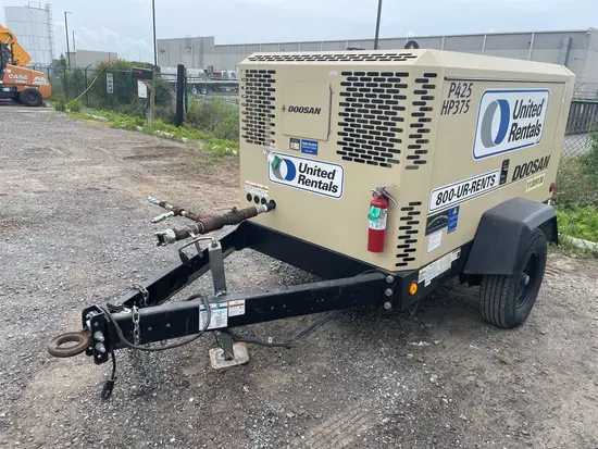 2021 Doosan P425/HP375WCUT4 Air Compressor