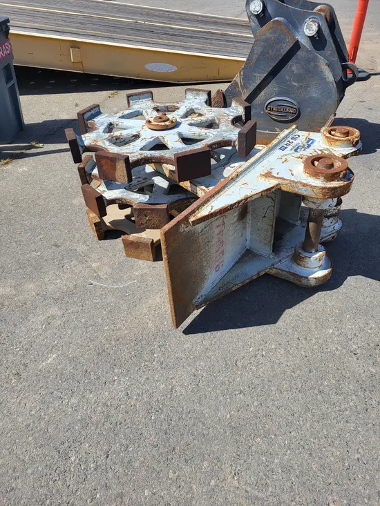 2021 FURUKAWA CW24III Compaction Attachment