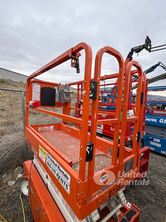 2019 Snorkel S3219E Scissor Lift