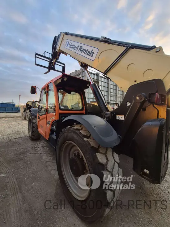 2018 JLG 1055 Forklift