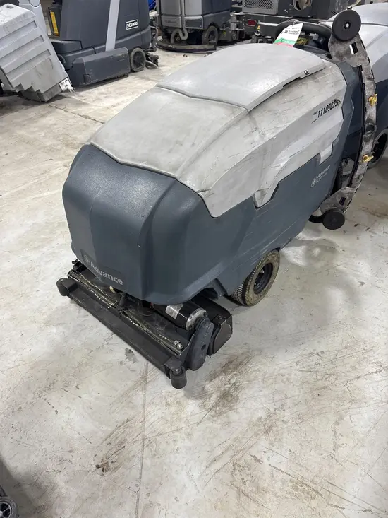 2020 Clarke SC 901 X32C Scrubber