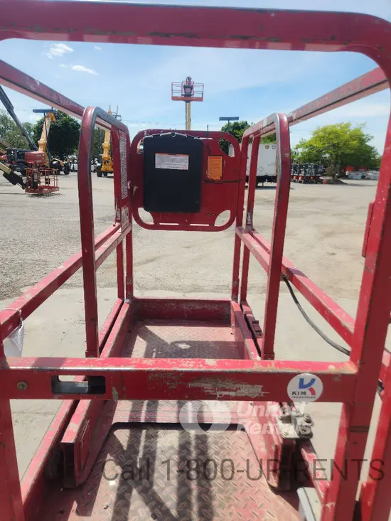 2018 MEC MICRO 19 Scissor Lift