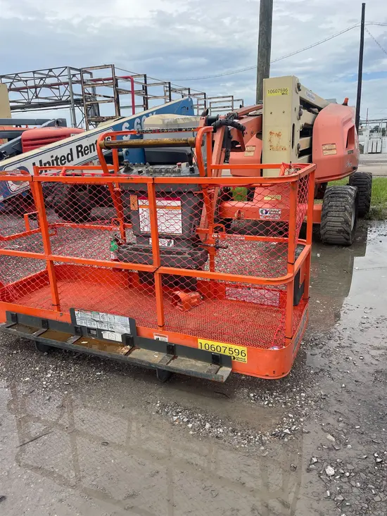 2017 JLG 450AJ Articulating Boom Lift