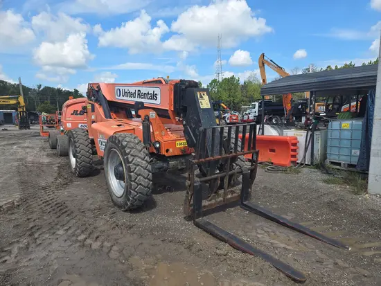 2018 SKYTRAK 8042 Forklift