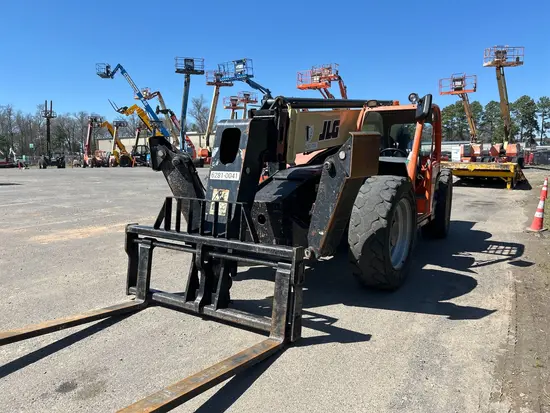 2018 JLG 1043 Forklift