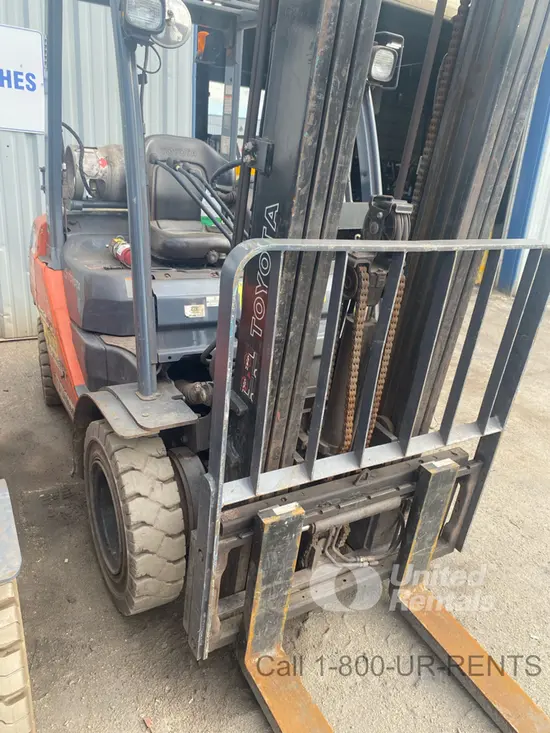 2019 Toyota 8FGU25 Warehouse Forklift