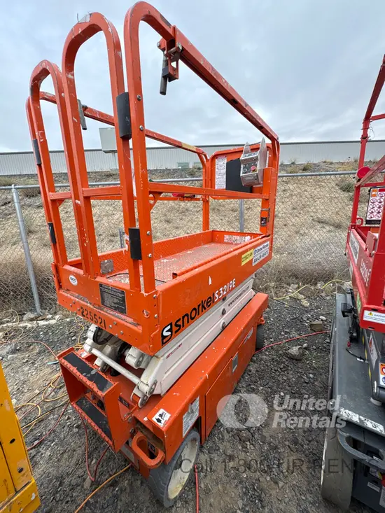 2019 Snorkel S3219E Scissor Lift