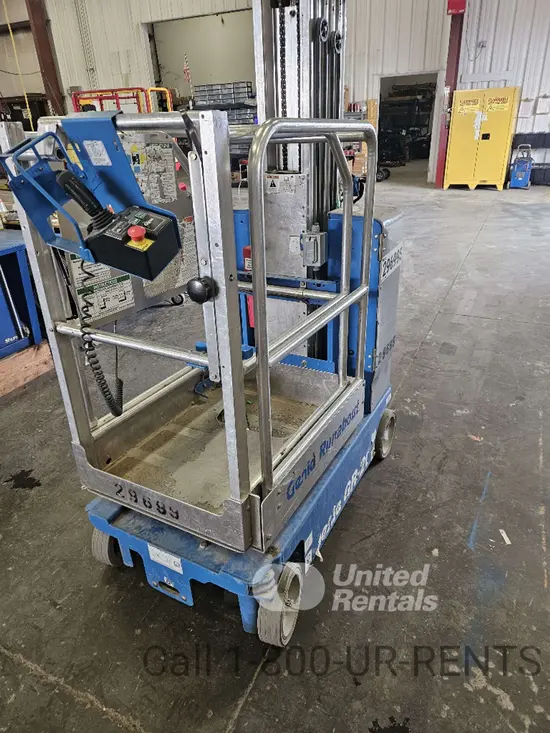 2020 Genie GR-20 Self-Propelled One-Person Lift
