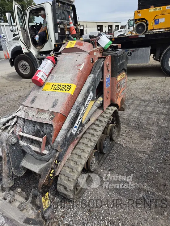 2021 Ditch Witch SK600 Track Loader