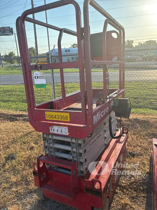 2018 MEC MICRO 19 Scissor Lift