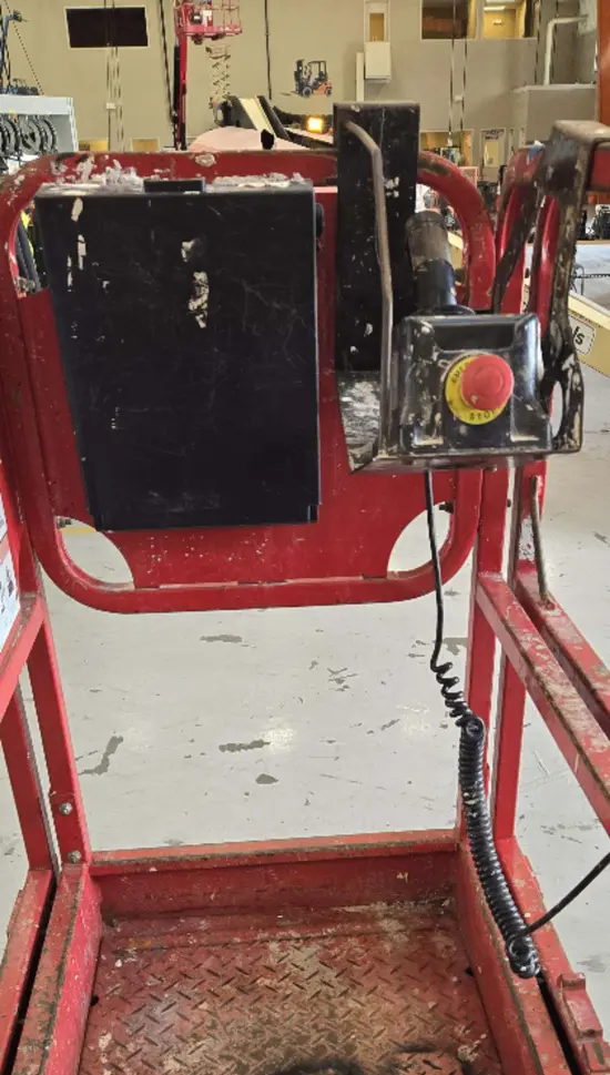 2020 MEC MICRO 19 Scissor Lift