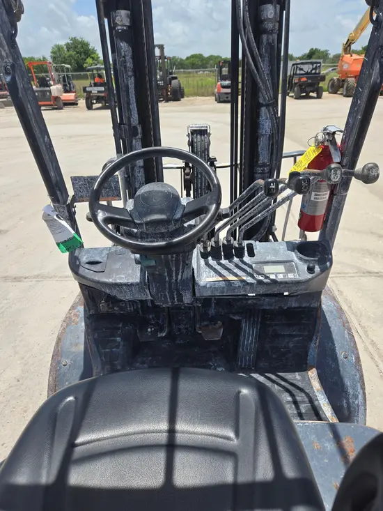 2020 Toyota 8FDU30 Warehouse Forklift