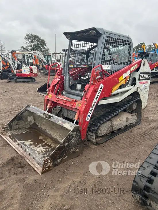 2022 Takeuchi TL8R2R Track Loader
