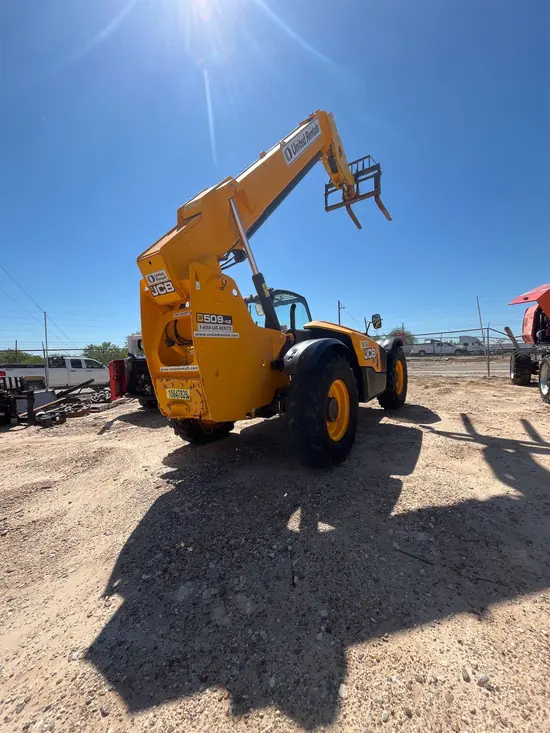 2017 JCB 509-42 Forklift