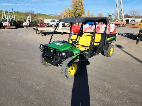 2022 John Deere 855M S4 Utility Vehicle