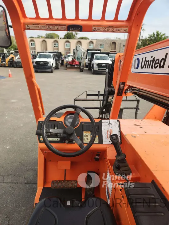 2019 SKYTRAK 6036 Forklift