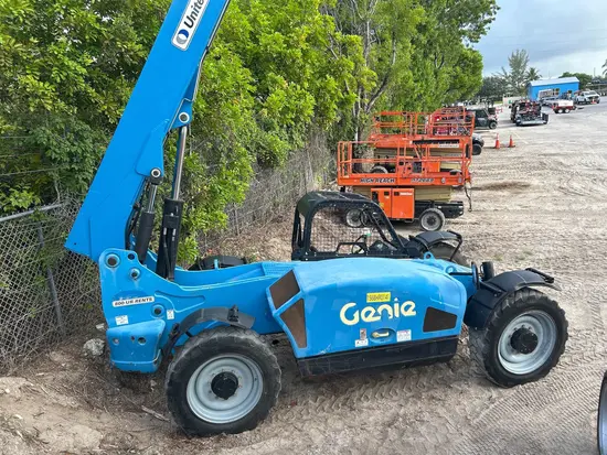 2016 Genie GTH-844 Forklift