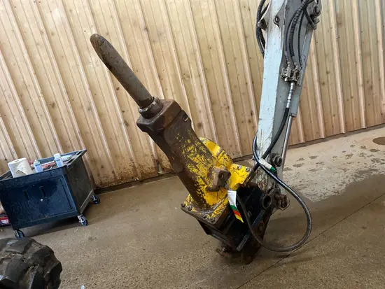 2019 Epiroc SB 452 Attachment