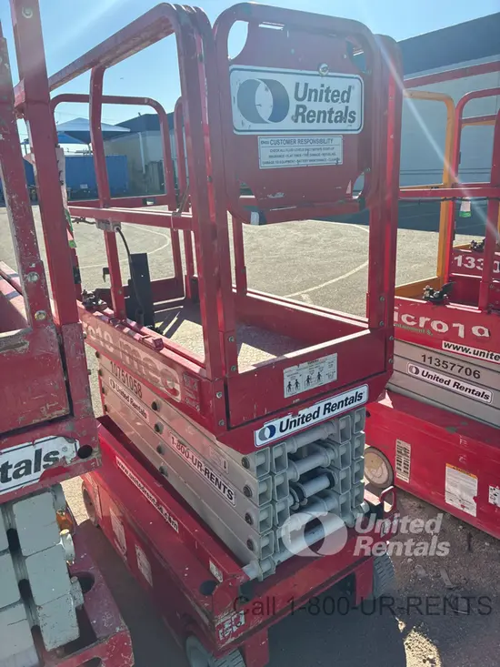 2018 MEC MICRO 19 Scissor Lift