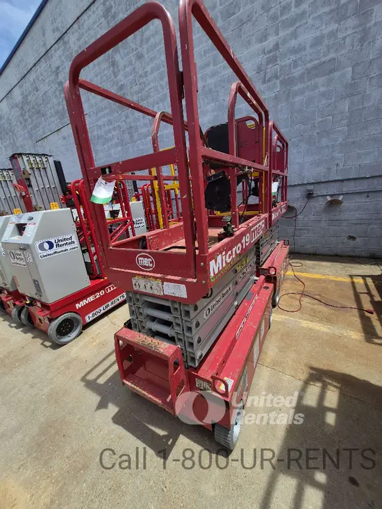 2019 MEC MICRO 19 Scissor Lift