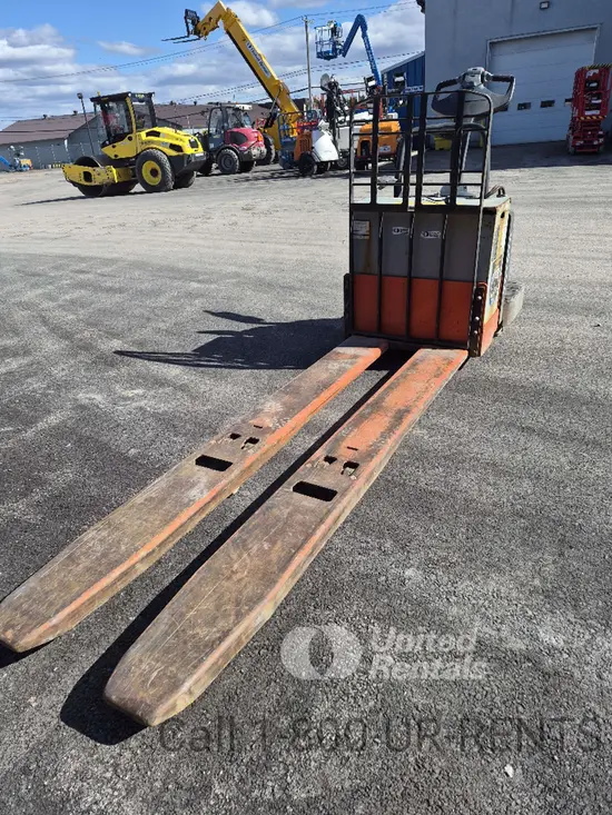 2021 Toyota 8HBE30 Jack
