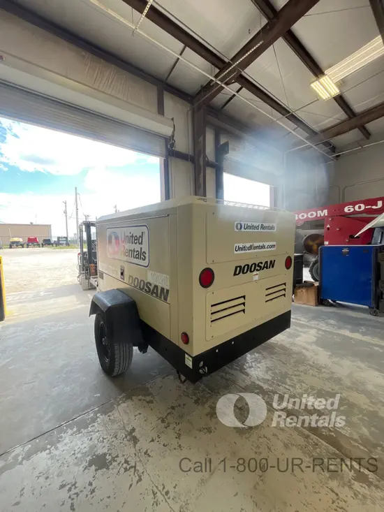 2021 Doosan P425/HP375WCUT4 Air Compressor
