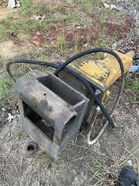 2020 Epiroc SB 452 Attachment