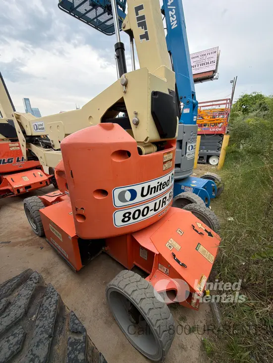 2018 JLG E400AJPN Articulating Boom Lift