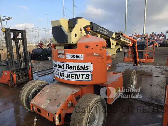 2017 JLG E450AJ Articulating Boom Lift
