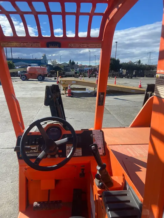 2018 SKYTRAK 10054 Forklift