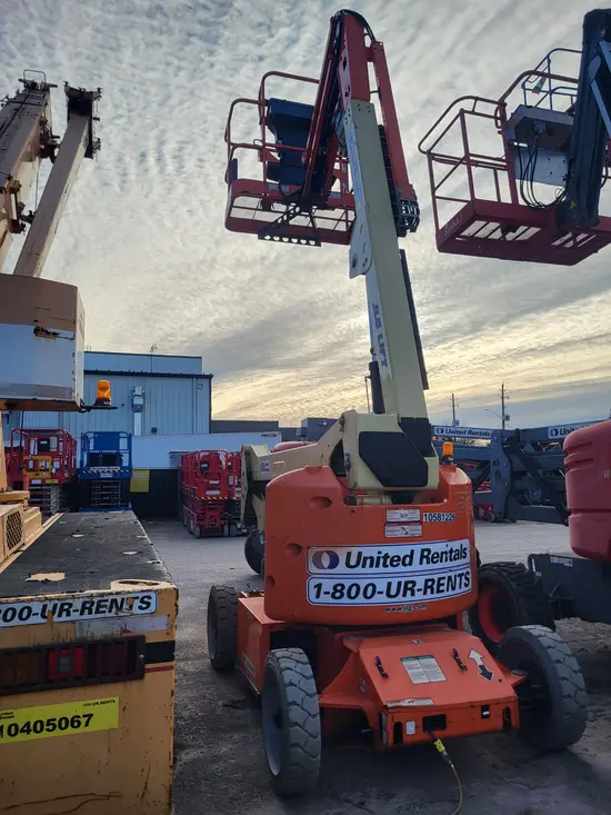 2017 JLG E450AJ Articulating Boom Lift