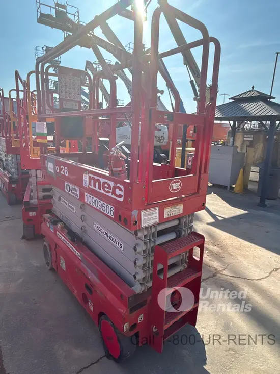 2019 MEC MICRO 26 Scissor Lift