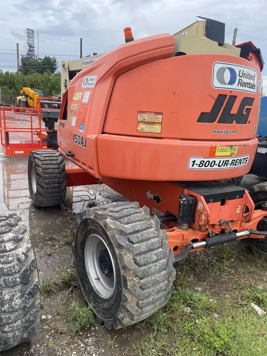 2017 JLG 450AJ Articulating Boom Lift