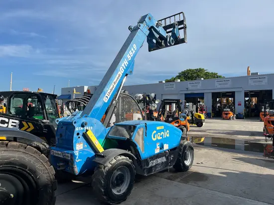 2018 Genie GTH-5519 Forklift