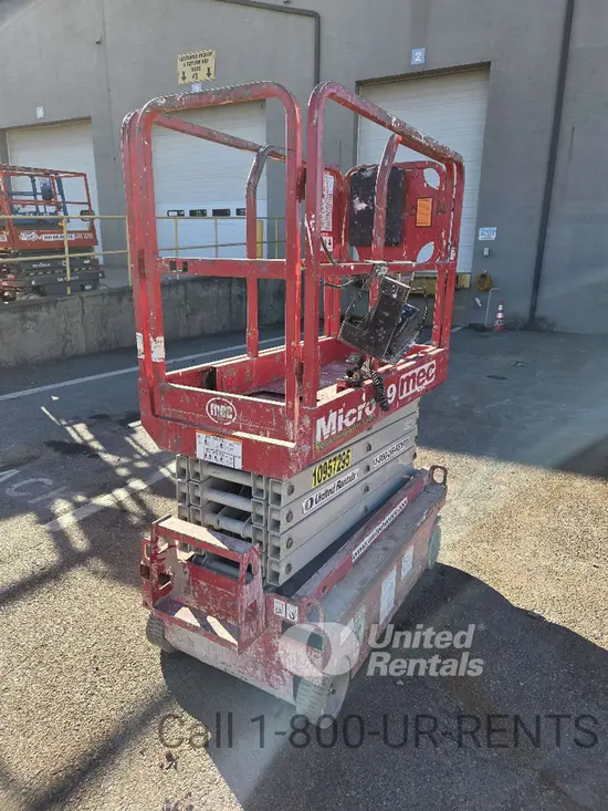 2019 MEC MICRO 19 Scissor Lift