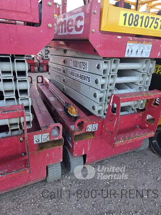 2018 MEC MICRO 19 Scissor Lift