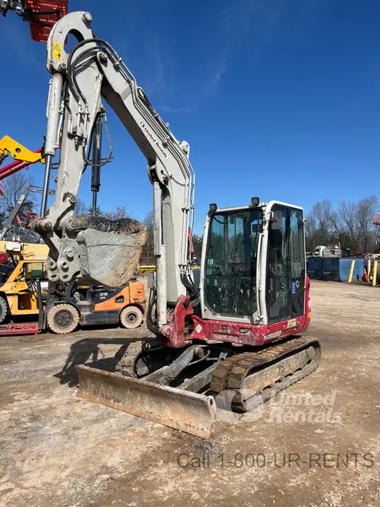 2021 Takeuchi TB370CR Mini Excavator