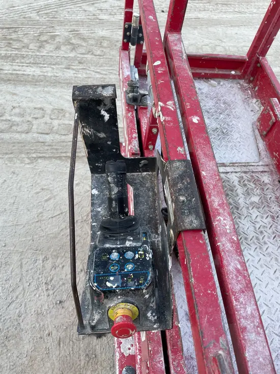 2018 MEC MICRO 19 Scissor Lift