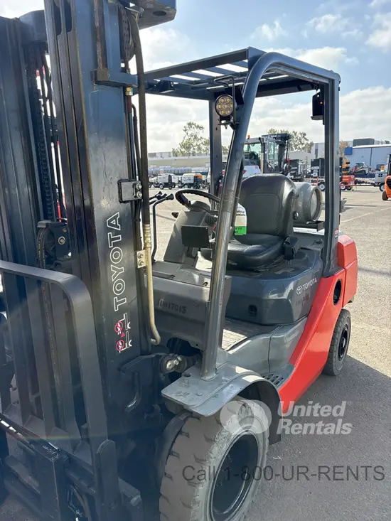 2018 Toyota 8FGU25 Warehouse Forklift