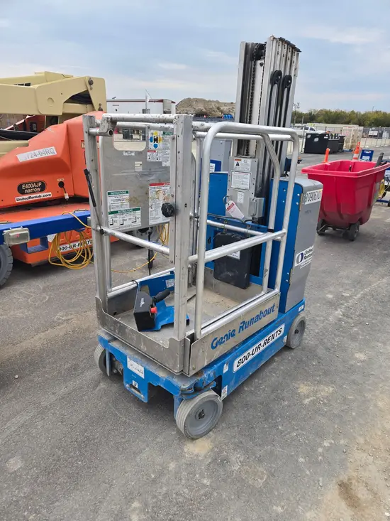 2019 Genie GR-20 Self-Propelled One-Person Lift